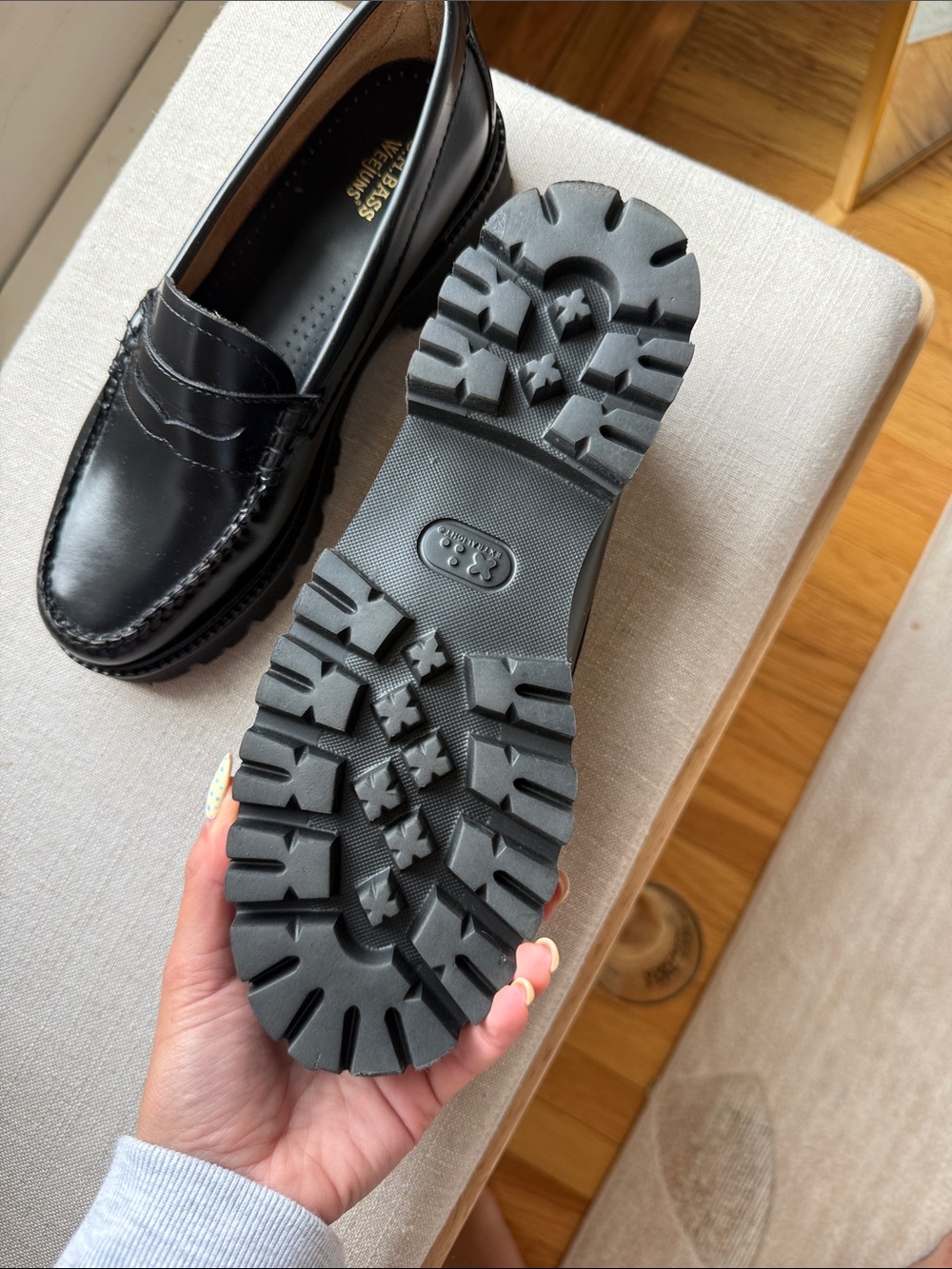 G.H. Bass & Co. Black Leather Penny Loafers - Womens Slip-Ons Whitness Super Lug - Picture 3 of 4